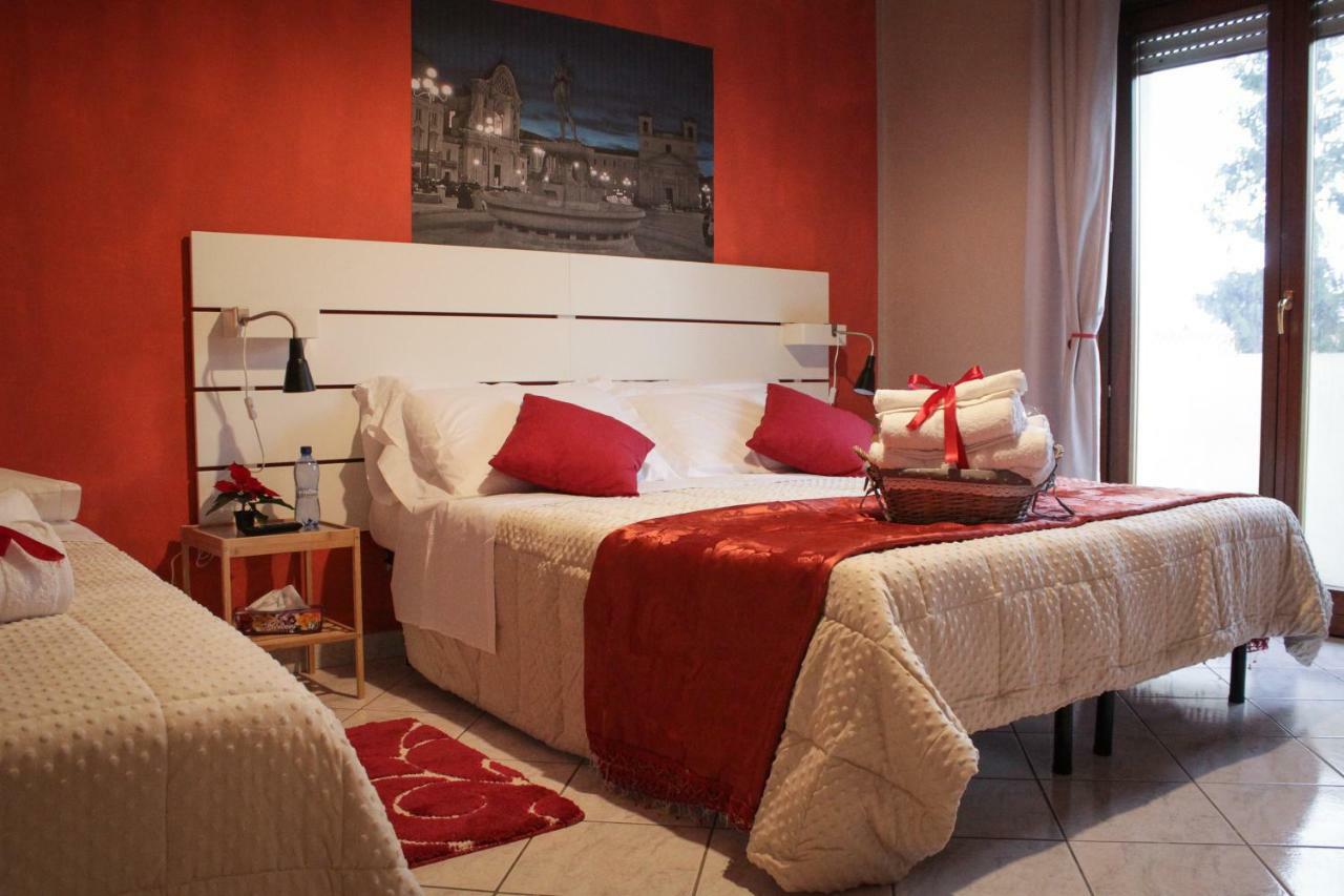 B&B Del Viale LʼAquila Buitenkant foto